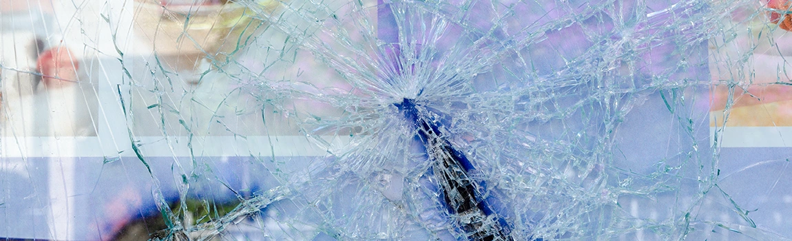 Window Broken Glass Repair in Pembroke Pines, FL